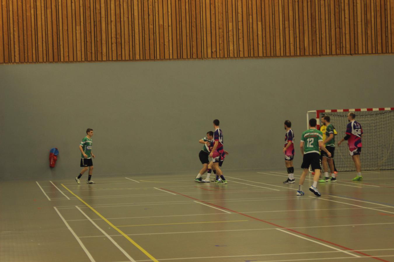 SM1 contre Hirondelle St Yo